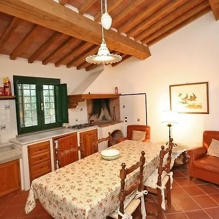 Летний дом Borgo Del Castellaccio *