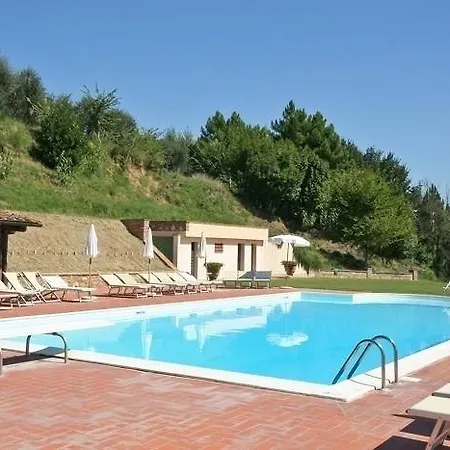 Летний дом Borgo Del Castellaccio