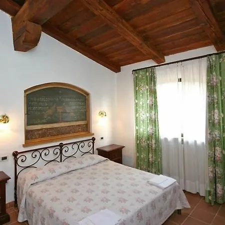 Country house Borgo Del Castellaccio
