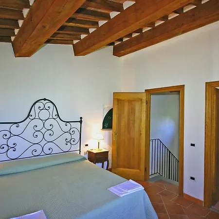 Borgo Del Castellaccio Country house *